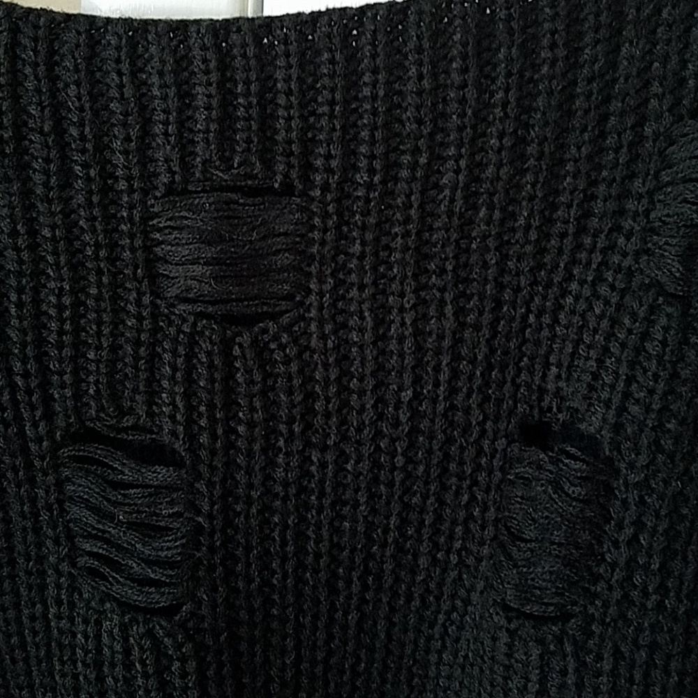 Like new, Long sleeve sweater, small - Picture 4 of 6